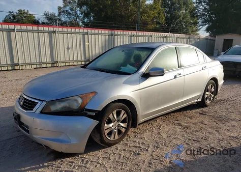 2008 Honda Accord 2.4 Lx-P z USA, uszkodzony, nr VIN JHMCP264X8C044496
